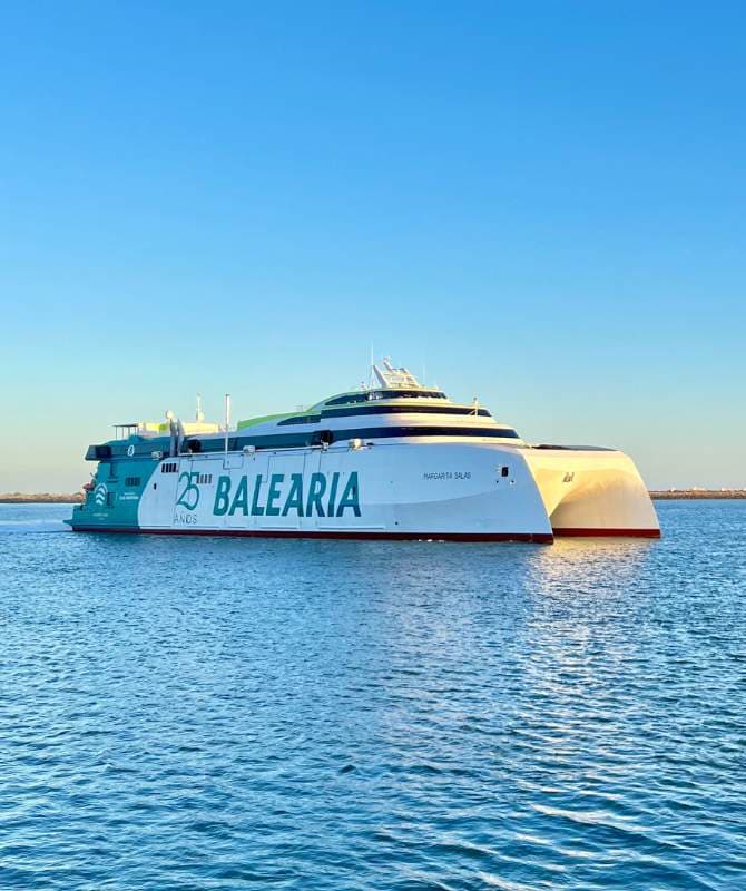 Ferry بلنسية – وهران